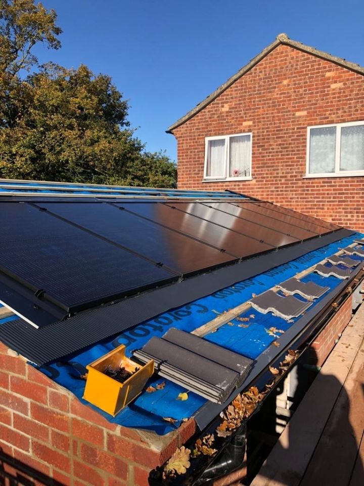 Solar PV and Tesla Battery Storage Systems in Lingwood