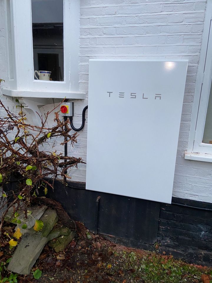 Solar PV and Tesla Battery Storage Systems in Norwich